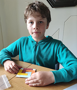 Luuk Mastbroek toen hij een puzzel eindelijk had opgelost